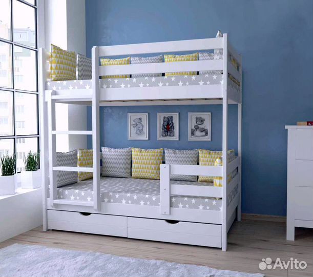 Двухъярусная кровать