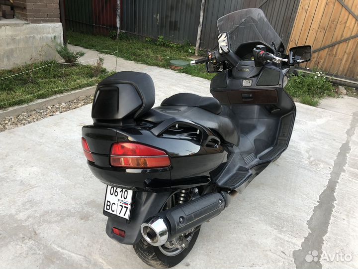 Максискутер Suzuki Burgman 650