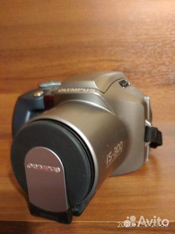 Зеркальный пленочный фотоаппарат Olympus IS-300