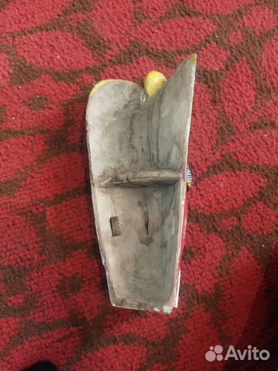 Маска деревянная