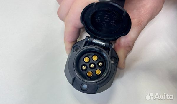 Розетка для тсу 7-контактная, пластиковая