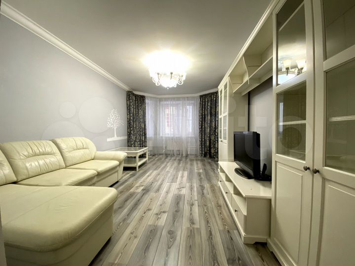 3-к. квартира, 90,2 м², 15/17 эт.