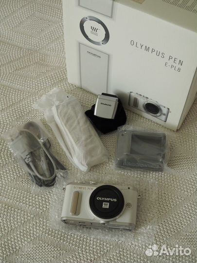 Olympus Pen E-PL8 body