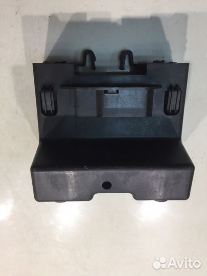 Кронштейн багажника (Mercedes-Benz M-class W166)