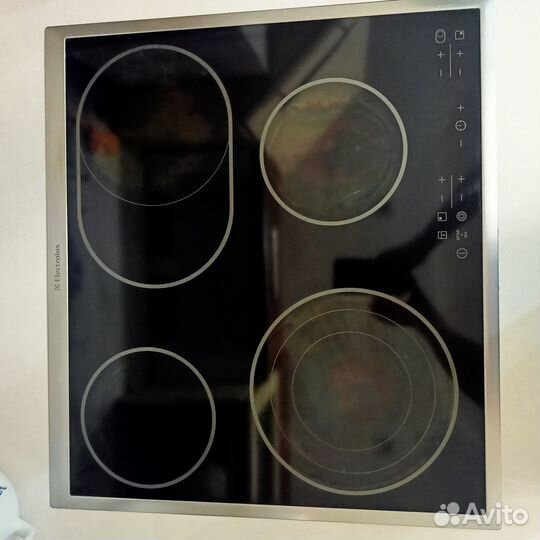 Электрическая варочная панель Electrolux