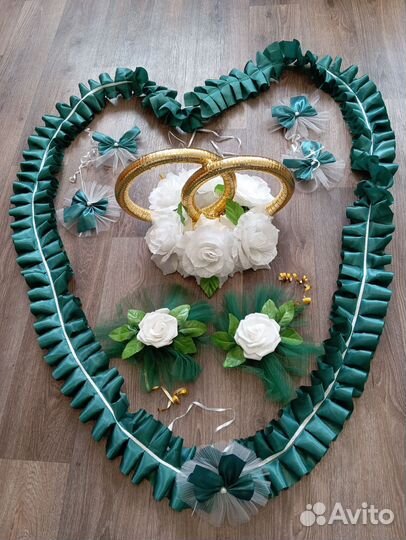 Свадебные украшения на машину