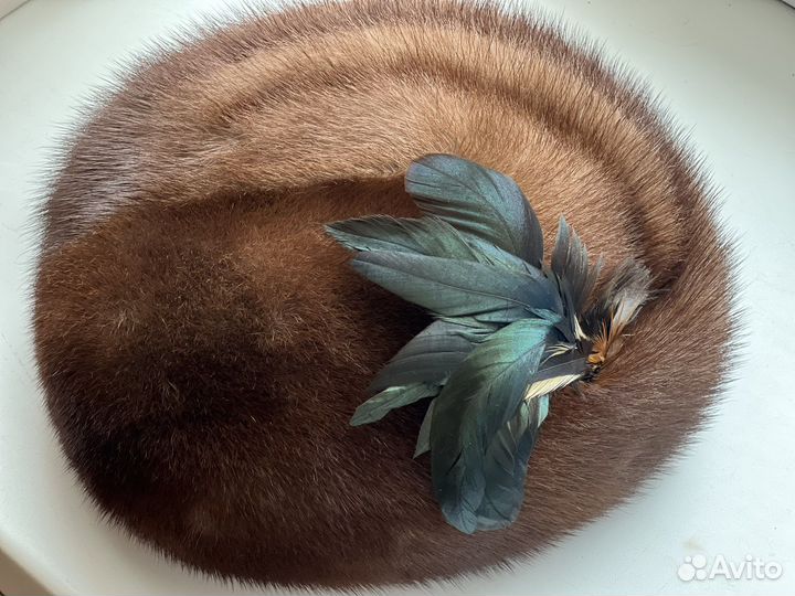 Берет женский норковый фирменный