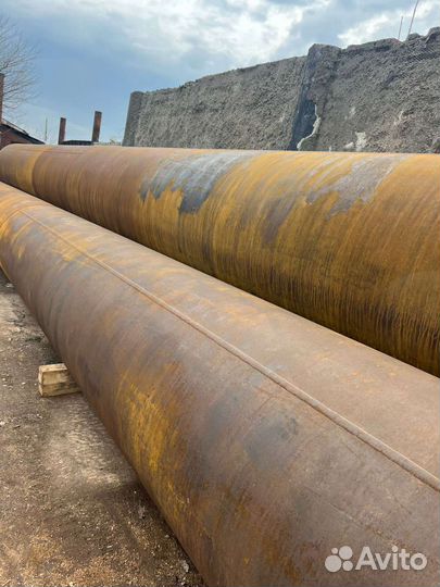 Труба металлическая 820, 630 мм