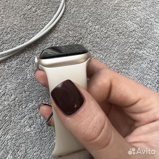 Часы Apple Watch Series 7 41mm Starlight