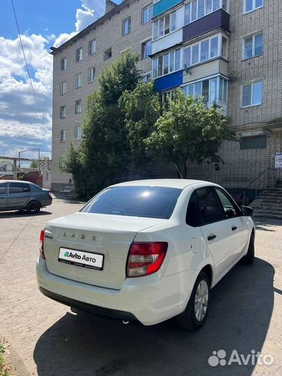 LADA Granta 1.6 МТ, 2018, 105 000 км
