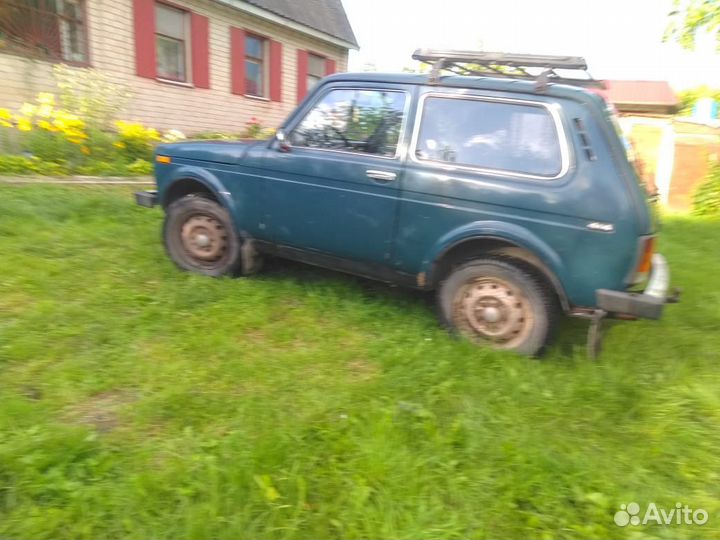 LADA 4x4 (Нива) 1.7 МТ, 1999, 64 000 км