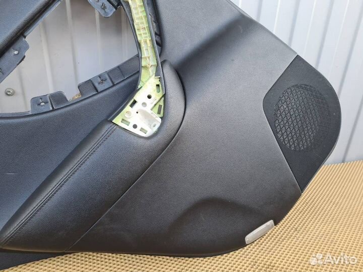 Обшивка двери задняя левая Infiniti Fx35 Fx37 Qx70