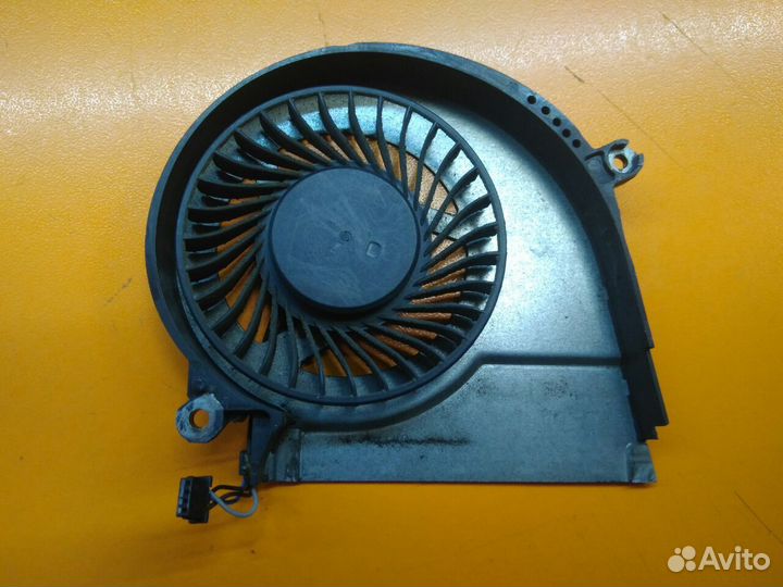 Б/У Вентилятор 724870-001 HP Pavilion 15-e