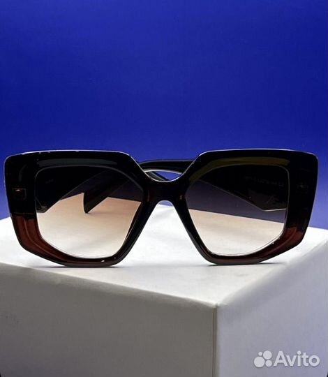 Солнечные очки женские новые