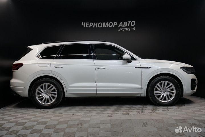 Volkswagen Touareg 3.0 AT, 2018, 160 300 км
