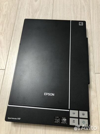 Сканер Epson Perfection V37