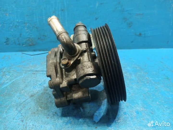 Насос гидроусилителя гур Mazda 3 Z6 2002-2009