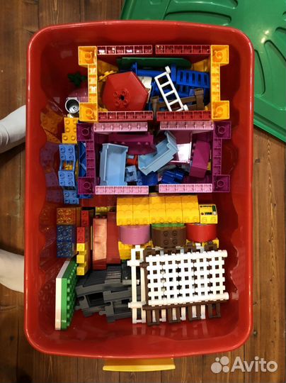 Lego Duplo огромный ящик (все фото не влезли)