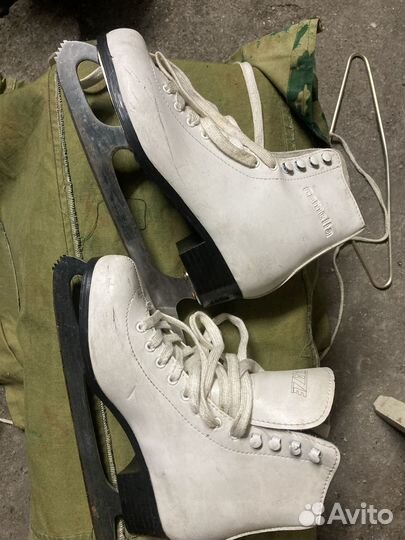 Коньки фигурные