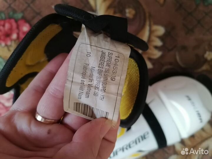 Хоккейные наколенники детские