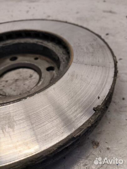 Диск тормозной передний правый Kia Rio 3 1.4 2016