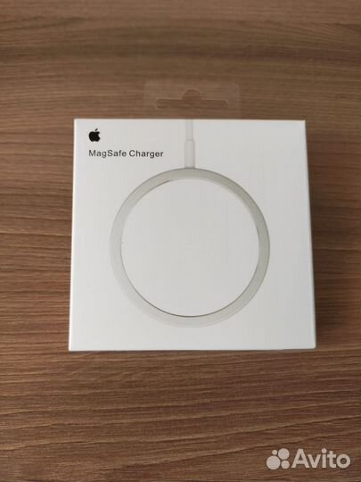 Зарядное устройство Apple MagSafe Charger