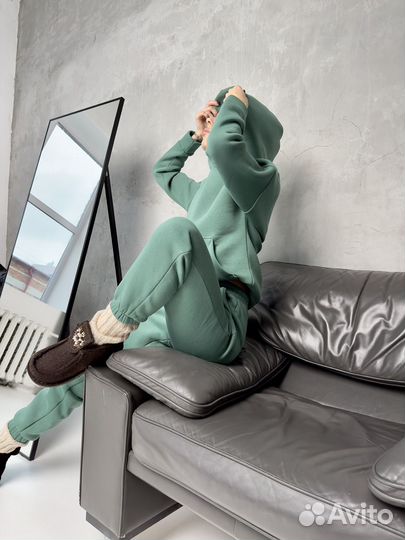 Спортивные костюмы вналичии женские