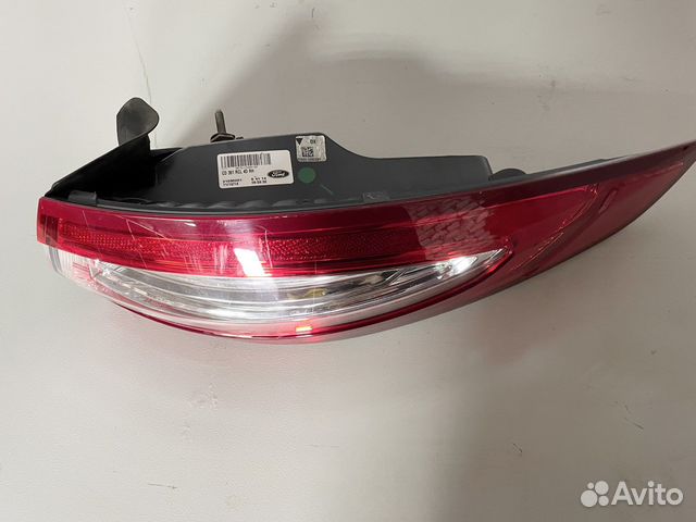 Фонарь задний правый на Ford Mondeo 5
