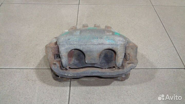 Суппорт передний левый Subaru Legacy Outback 5