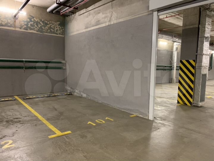 Машиноместо, 18 м²