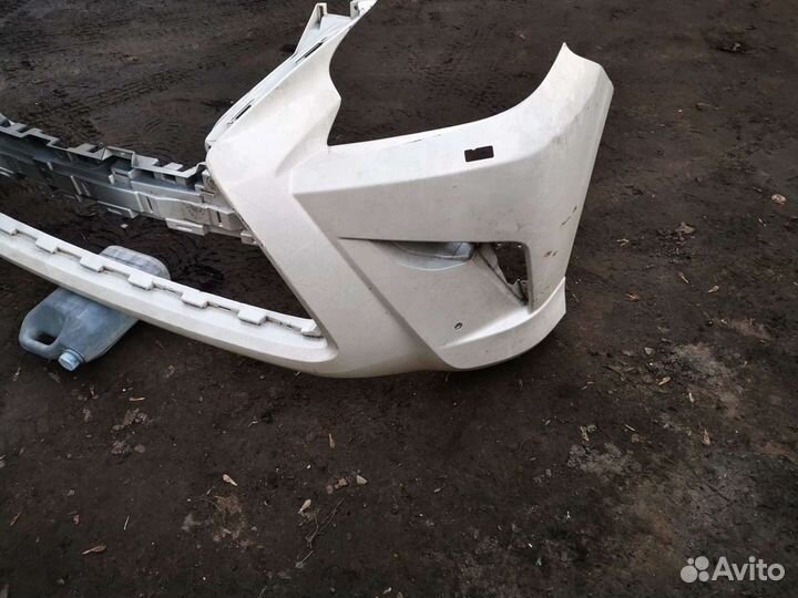 Бампер передний Lexus GX 2