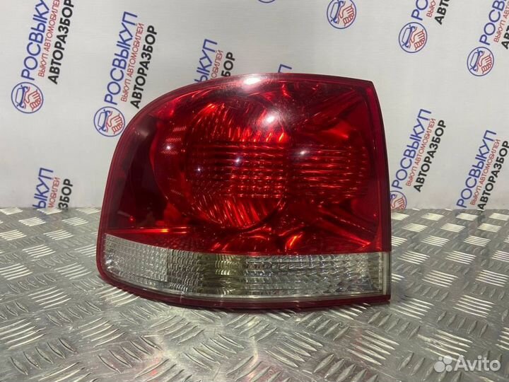 Фонарь Volkswagen Touareg 7L