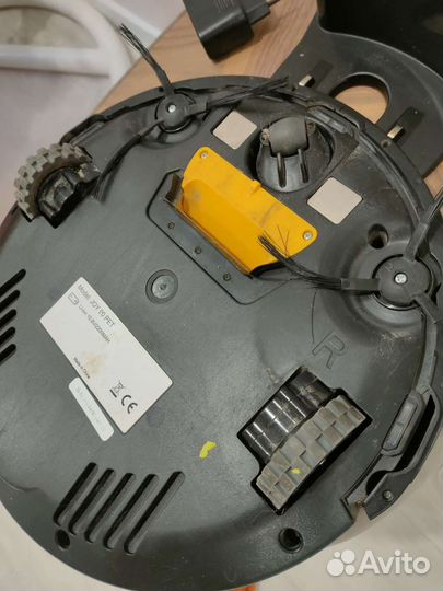 Робот пылесос