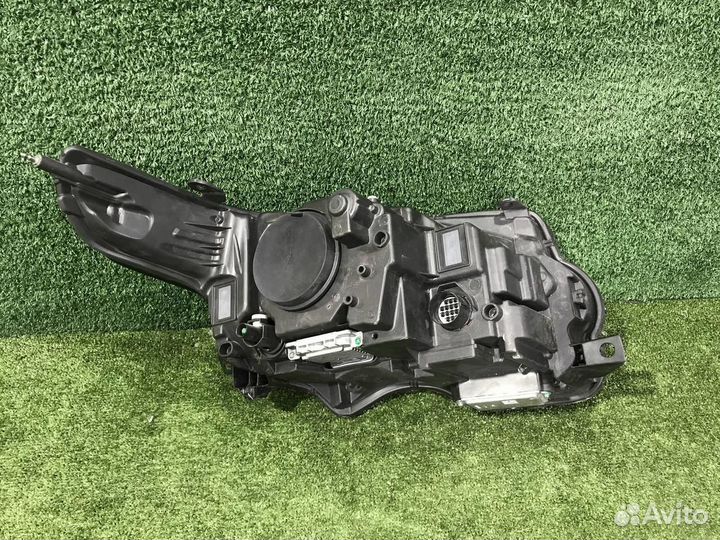 Фара левая Land Rover Range Rover