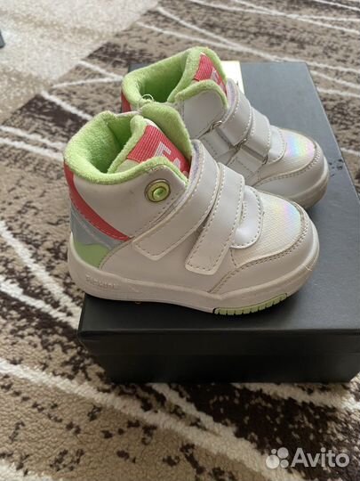 Ботинки утепленные на девочку