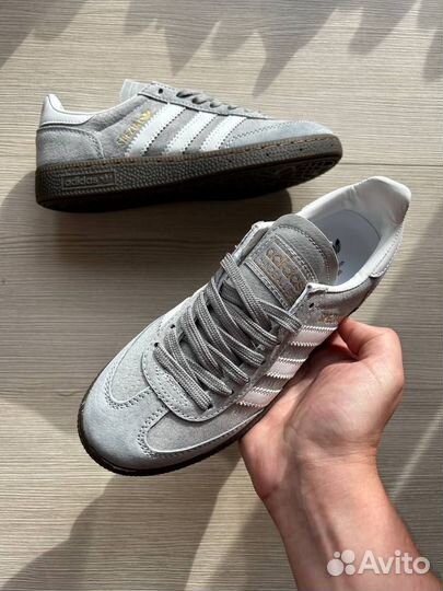 Кроссовки женские adidas handball grey 36-37