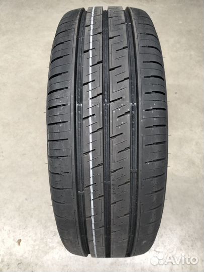 Nokian Tyres Hakka Van 215/70 R15C 109R