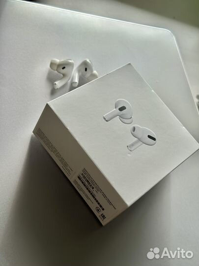 Беспроводные наушники Apple AirPods Pro