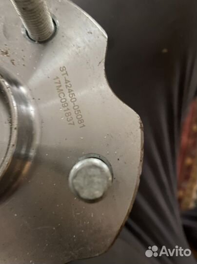 Задние ступицы avensis t270