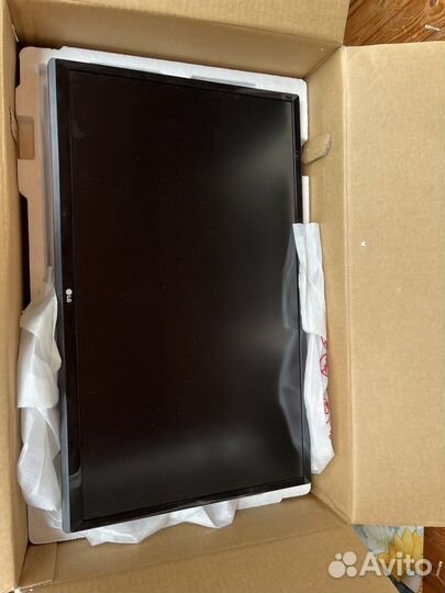 LG 24UD58-B