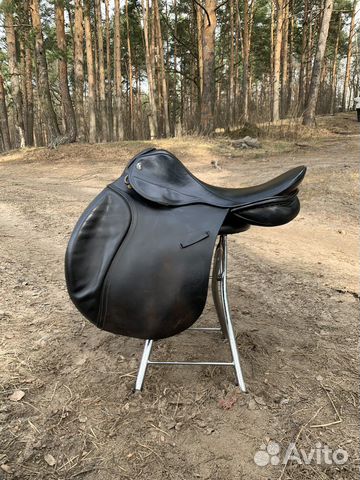 Универсальное седло для лошади