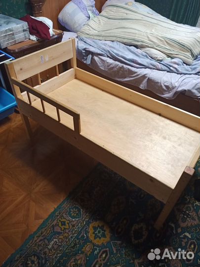 Детская кроватка 1,28х0,64м