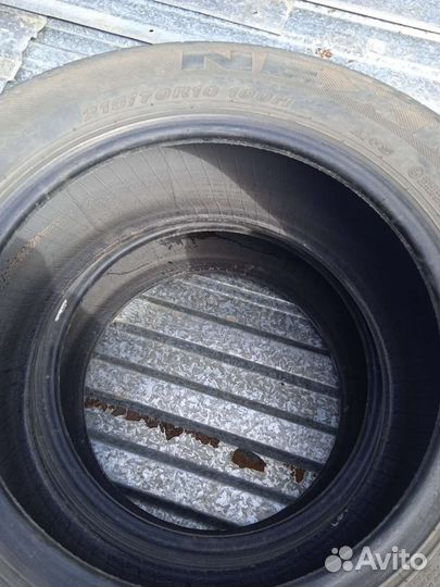 Pirelli Carrier 215/70 R16 100