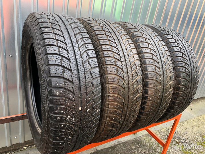 Gislaved Nord Frost 5 225/65 R17 102T