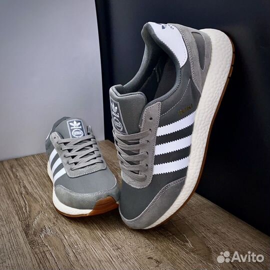 Кроссовки Adidas Iniki