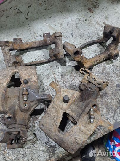 Заднии супорта форд мандео 2