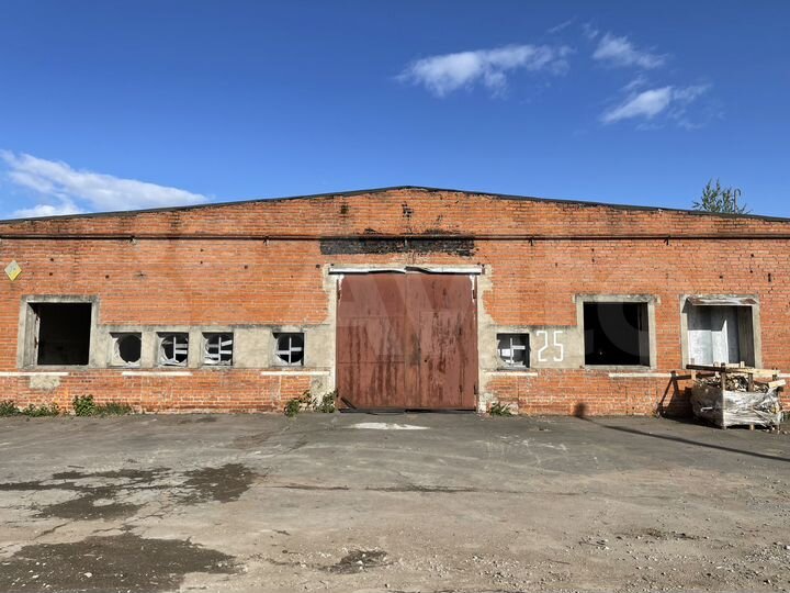 Снять помещение в аренду, 1700 м²