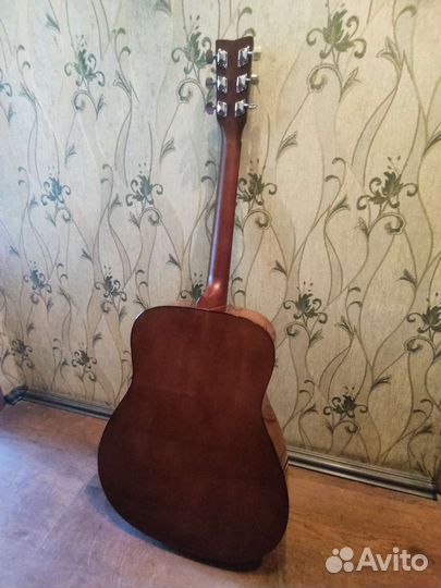 Акустическая гитара Yamaha f310 новая с чехлом