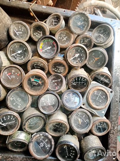 Приборные дадчики панели на УАЗ и др