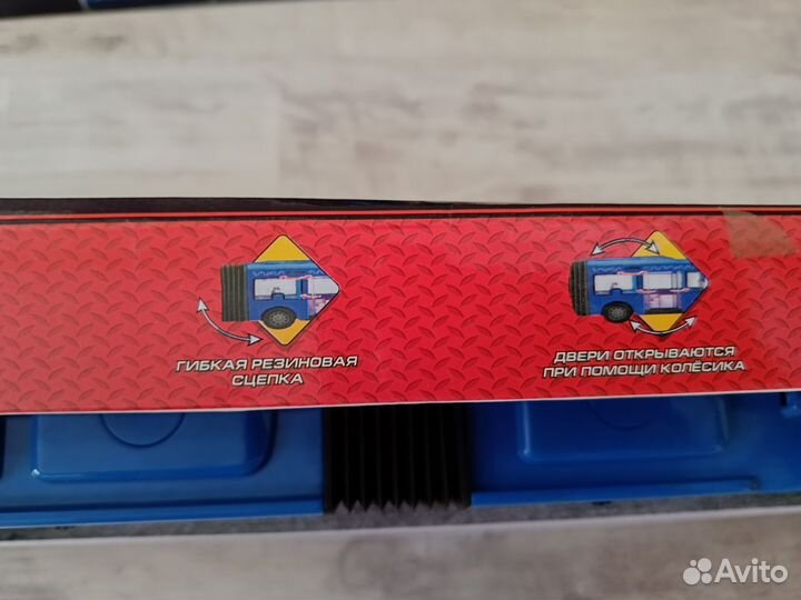 Автобус инерционный музыкальный 45 см технопарк